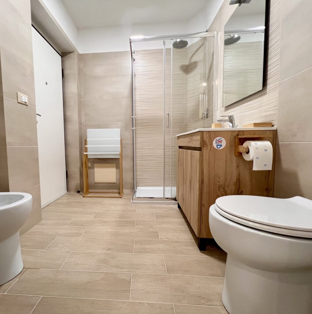 Bagno piano inferiore